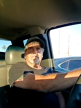 Snapshot of TTolbert chatting on December 10, 2024, 3:12 pm TTolbert online show from December 10, 2024, 3:12 pm