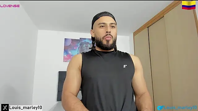 Snapshot of Louis_marley__ chatting on February 17, 2025, 3:58 am Louis marley online show from February 17, 2025, 3:58 am