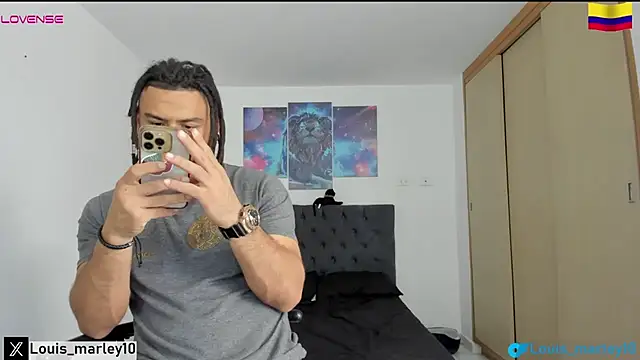 Snapshot of Louis_marley__ chatting on February 6, 2025, 8:34 pm Louis marley online show from February 6, 2025, 8:34 pm