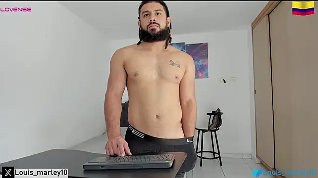 Snapshot of Louis_marley__ chatting on October 29, 2025, 3:33 pm Louis marley online show from October 29, 2025, 3:33 pm