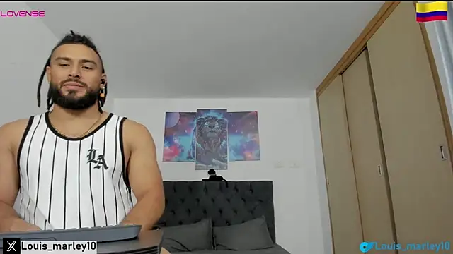 Snapshot of Louis_marley__ chatting on February 12, 2025, 1:52 am Louis marley online show from February 12, 2025, 1:52 am