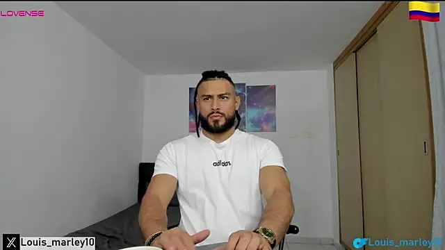Snapshot of Louis_marley__ chatting on March 19, 2025, 2:16 am Louis marley online show from March 19, 2025, 2:16 am