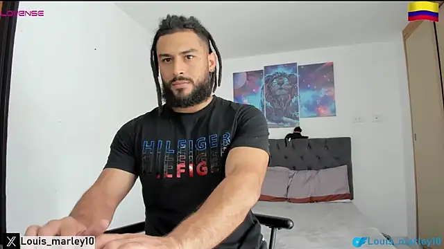 Snapshot of Louis_marley__ chatting on February 4, 2025, 5:12 pm Louis marley online show from February 4, 2025, 5:12 pm