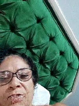 Delicy1 online show from October 19, 2025, 11:02 am