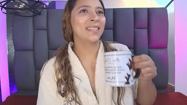  MiaBrown  online show from January 8, 2026, 12:11 pm