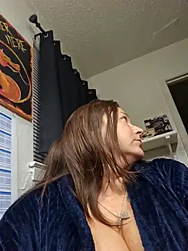 angelbaby1998 online show from December 17, 2024, 4:12 am