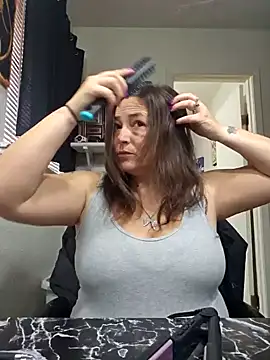 angelbaby1998 online show from January 10, 2025, 7:54 pm