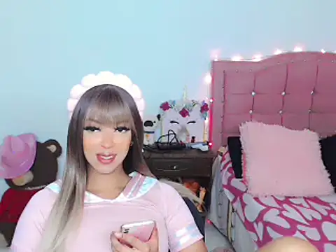 Snapshot of Tanedra_collings chatting on March 6, 2025, 6:41 am Tanedra collings online show from March 6, 2025, 6:41 am