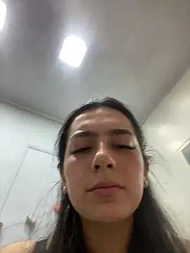 Snapshot of Nicollemays chatting on February 27, 2025, 12:12 pm Nicollemays online show from February 27, 2025, 12:12 pm