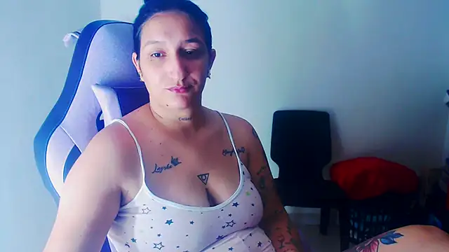 Snapshot of liz_dirty chatting on August 8, 2026, 10:50 pm liz dirty online show from August 8, 2026, 10:50 pm