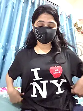 Snapshot of Suvosri chatting on November 2, 2025, 7:02 am Suvosri online show from November 2, 2025, 7:02 am