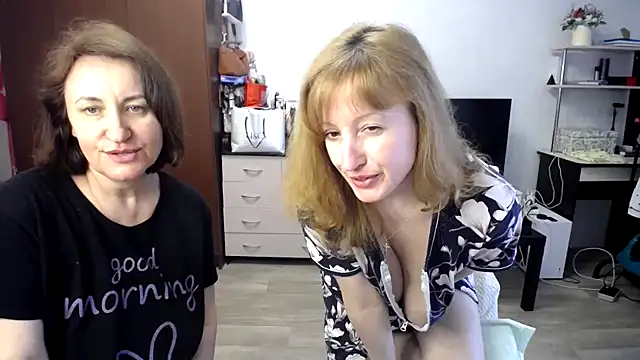 DonnaMagdalena online show from March 26, 2026, 8:23 am