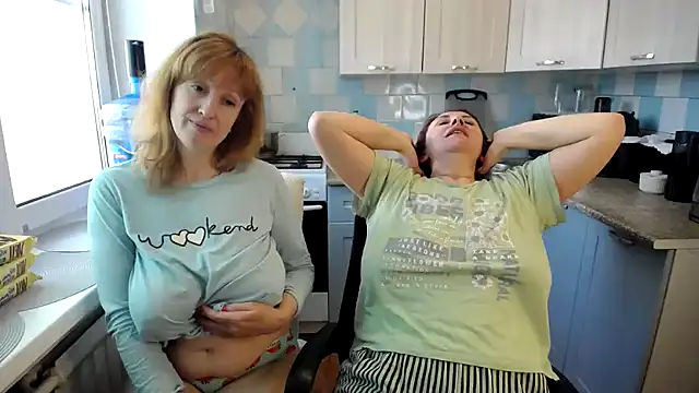 DonnaMagdalena online show from March 6, 2026, 9:26 am