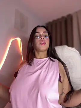 Snapshot of Merloth chatting on February 25, 2026, 2:01 am Merloth online show from February 25, 2026, 2:01 am