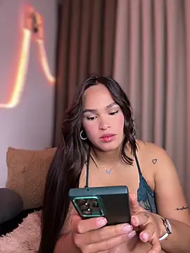 Snapshot of Merloth chatting on February 21, 2026, 12:23 am Merloth online show from February 21, 2026, 12:23 am