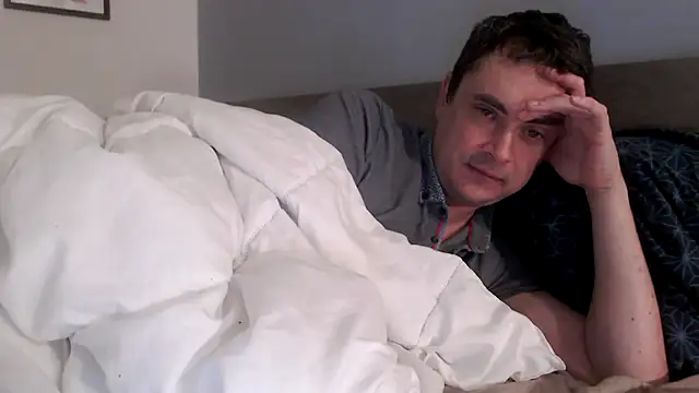 freddy0222222 online show from February 15, 2026, 10:09 pm