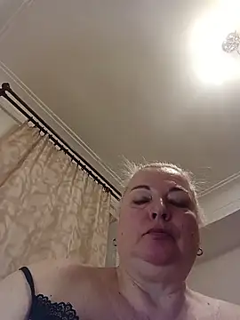 Snapshot of Katya_hottie chatting on March 1, 2026, 4:51 pm Katya hottie online show from March 1, 2026, 4:51 pm