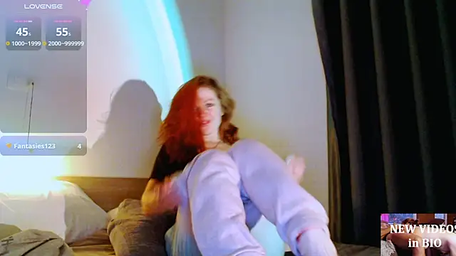 Cassie Wild online show from November 22, 2025, 1:43 pm