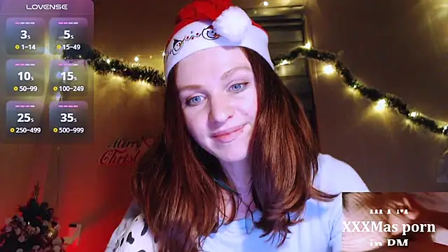 Snapshot of Cassie_Wild chatting on December 27, 2024, 2:01 pm Cassie Wild online show from December 27, 2024, 2:01 pm