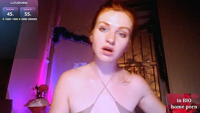 Snapshot of Cassie_Wild chatting on February 19, 2025, 1:39 pm Cassie Wild online show from February 19, 2025, 1:39 pm