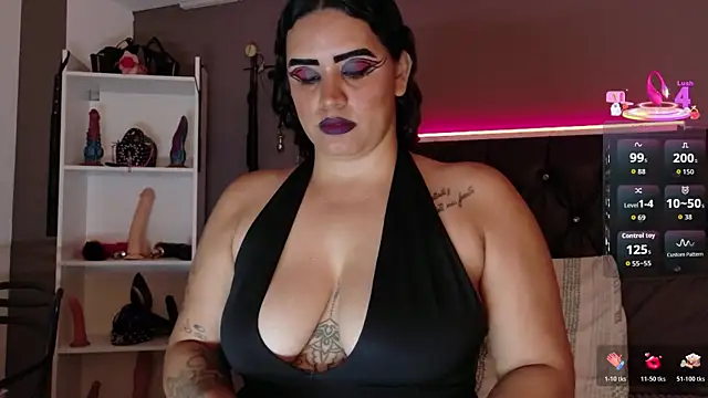 MariaGaitan online show from April 15, 2026, 5:06 pm