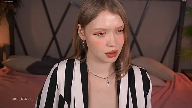 Snapshot of TataCoy chatting on March 3, 2026, 3:08 pm TataCoy online show from March 3, 2026, 3:08 pm