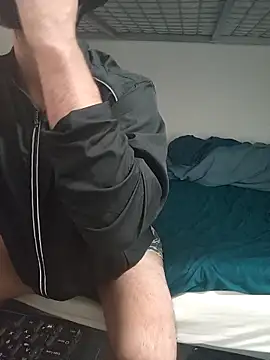 WichyHOT Latex online show from September 18, 2025, 9:45 am