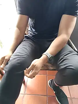 Snapshot of Blanco2023 chatting on October 23, 2025, 4:05 pm Blanco2023 online show from October 23, 2025, 4:05 pm