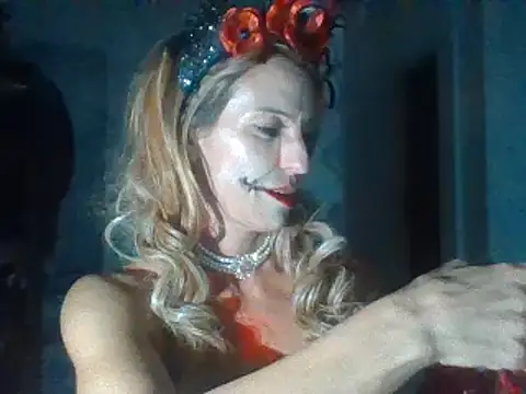 Snapshot of Strip-Nomy chatting on October 29, 2025, 2:10 am Strip-Nomy online show from October 29, 2025, 2:10 am