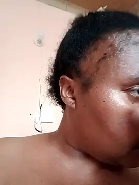 Snapshot of ZOQULUx chatting on November 2, 2025, 1:27 pm ZOQULUx online show from November 2, 2025, 1:27 pm