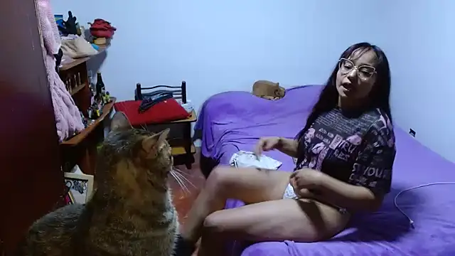 clarisse69 online show from February 28, 2026, 5:18 am