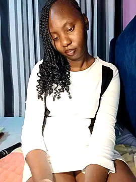 Snapshot of luxusroyce chatting on March 13, 2025, 3:54 am luxusroyce online show from March 13, 2025, 3:54 am