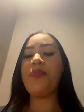 Luisa Fernandaa online show from November 23, 2025, 8:19 pm