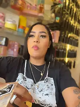 Snapshot of Luisa_Fernandaa chatting on July 16, 2026, 7:55 pm Luisa Fernandaa online show from July 16, 2026, 7:55 pm