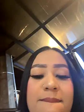 Luisa Fernandaa online show from November 12, 2025, 11:30 pm