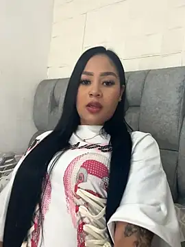 Luisa Fernandaa online show from October 16, 2025, 12:19 am