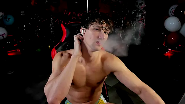 dirty-boss online show from November 12, 2025, 6:06 am