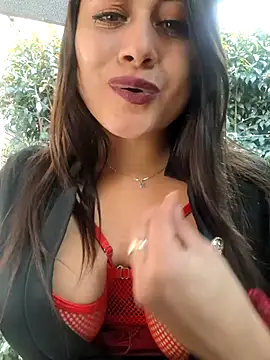 Snapshot of Oryk___ chatting on November 21, 2025, 4:06 pm Oryk online show from November 21, 2025, 4:06 pm