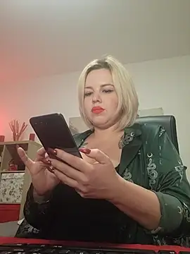 Ladykaos online show from January 27, 2025, 4:33 pm