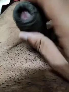 Snapshot of Cucumber_Boy chatting on December 24, 2024, 8:05 pm Cucumber Boy online show from December 24, 2024, 8:05 pm