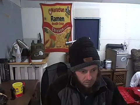 Snapshot of CloudDadddyyy420 chatting on February 25, 2026, 10:04 am CloudDadddyyy420 online show from February 25, 2026, 10:04 am