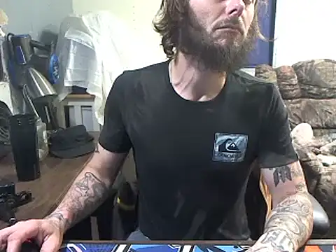 Snapshot of CloudDadddyyy420 chatting on February 14, 2026, 9:26 pm CloudDadddyyy420 online show from February 14, 2026, 9:26 pm