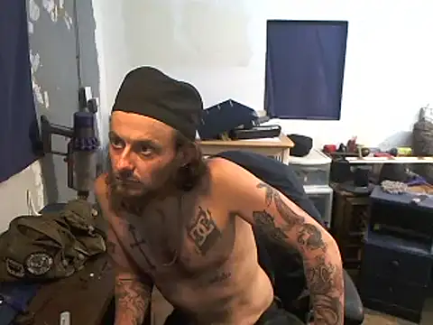 Snapshot of CloudDadddyyy420 chatting on March 15, 2026, 4:30 am CloudDadddyyy420 online show from March 15, 2026, 4:30 am