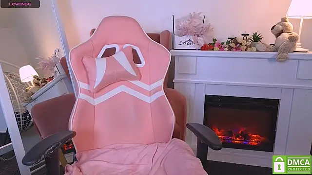 Snapshot of Grace_and__Jacob chatting on March 22, 2025, 6:03 pm Grace and Jacob online show from March 22, 2025, 6:03 pm