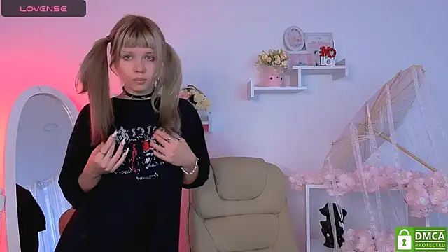 Snapshot of Grace_and__Jacob chatting on September 14, 2025, 7:31 am Grace and Jacob online show from September 14, 2025, 7:31 am