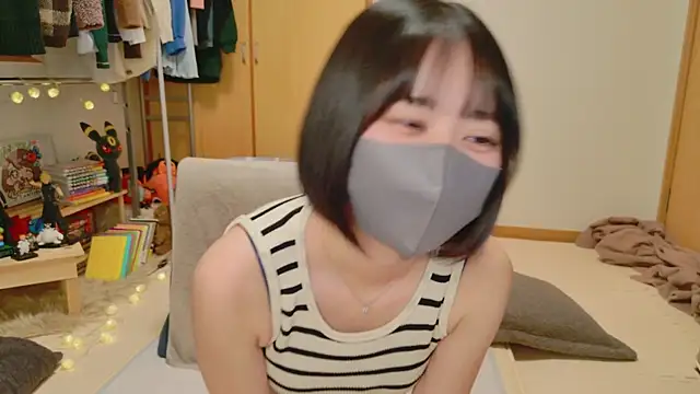 Snapshot of HIKARI_x0 chatting on February 25, 2025, 2:15 pm HIKARI x0 online show from February 25, 2025, 2:15 pm
