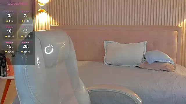 Sooffii 1 online show from March 11, 2025, 5:24 am