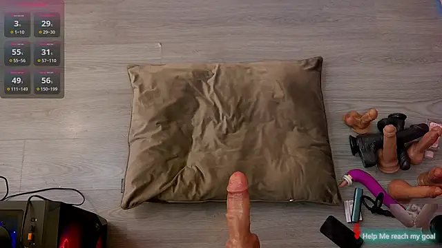 Snapshot of Redhead_Shark_new chatting on October 5, 2025, 12:18 pm Redhead Shark new online show from October 5, 2025, 12:18 pm