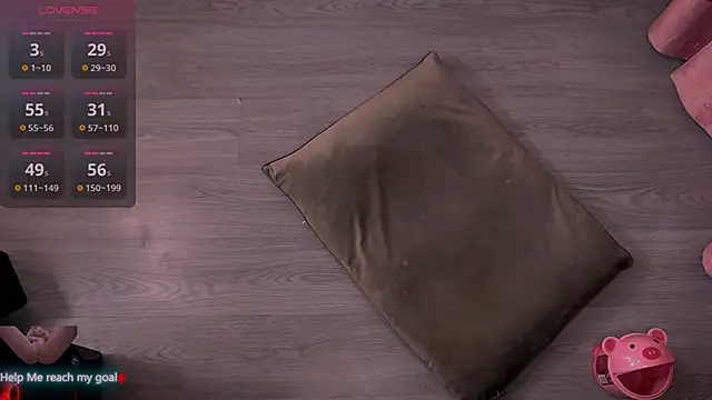 Snapshot of Redhead_Shark_new chatting on March 18, 2025, 3:22 pm Redhead Shark new online show from March 18, 2025, 3:22 pm