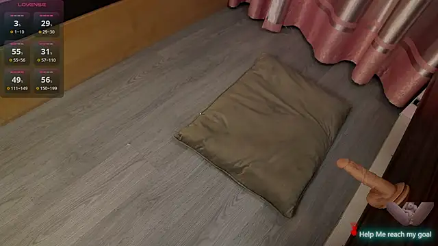 Snapshot of Redhead_Shark_new chatting on September 11, 2025, 3:06 am Redhead Shark new online show from September 11, 2025, 3:06 am